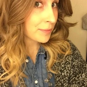 Meet your Posher, Hillary